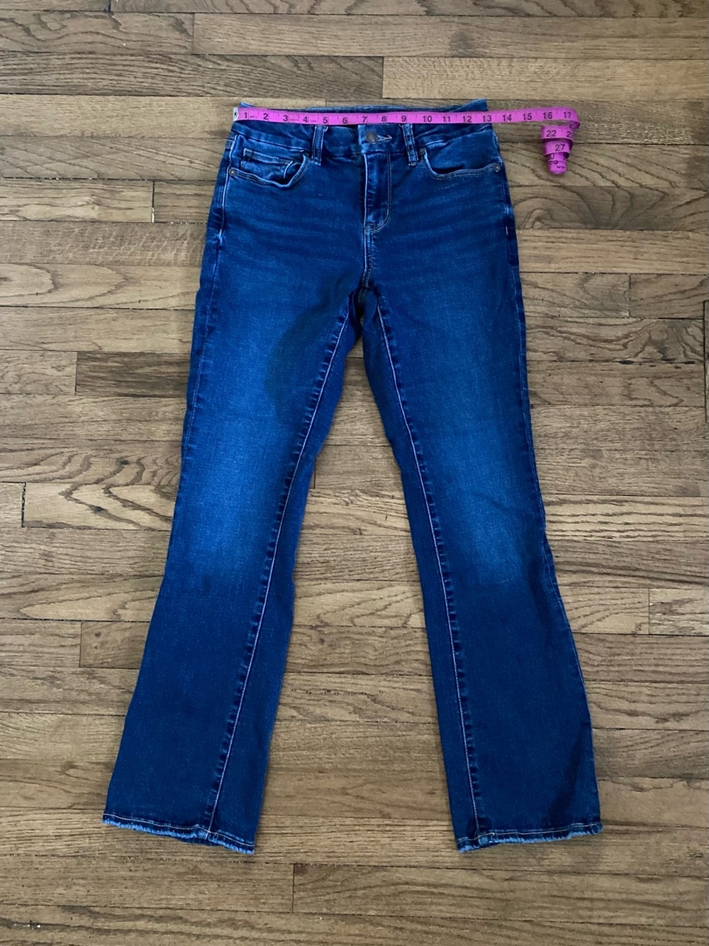 American Eagle Curvy Cut Mid Rise Bootcut Jeans Size 2 Short